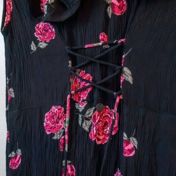 Billabong Dress | Southern Border | Black & Pink Floral Print | Medium - Picture 9 of 9